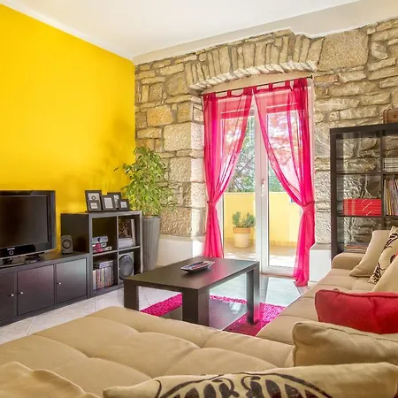 Living With Nature Апартаменти Пула