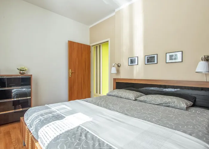 Living With Nature Apartment *