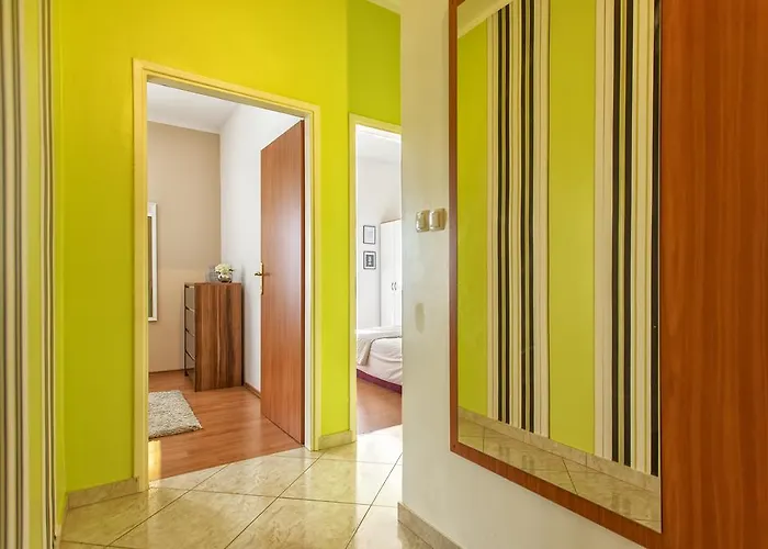 Living With Nature Apartman Póla