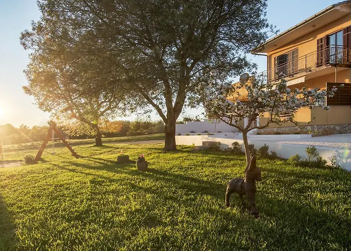 Living With Nature Apartman Póla